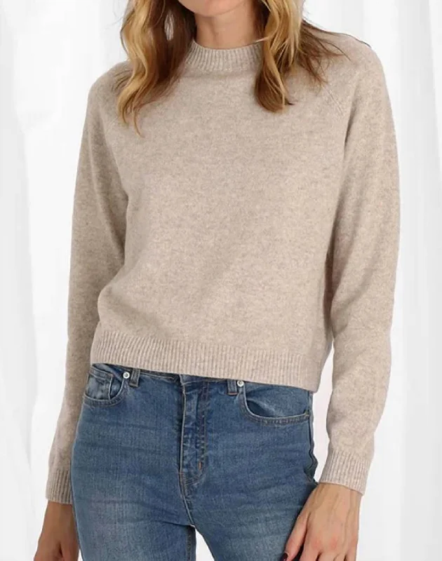 Cashmere Long Sleeve Shrunken Crew In Ecru