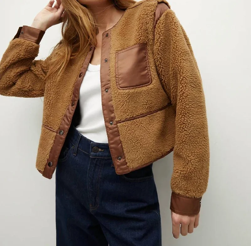 Surrey Sherpa Jacket In Teddy Brown